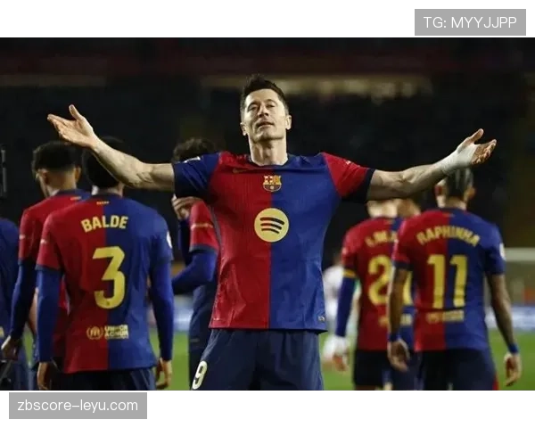 莱万多夫斯基2025赛季状态火热，强势助球队提升争冠实力