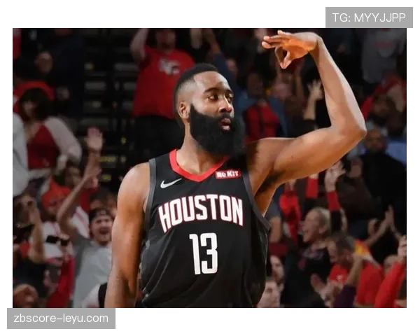 塔雷米状态回暖：点球稳健命中与倒钩精彩连击展现竞争力