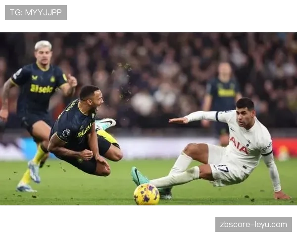 罗梅罗防守如铁闸，帮助球队保持稳固后防线持续提升表现