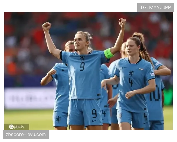 荷兰女足欧洲杯表现稳健,橙衣军团竞争力增强 荷兰女足欧洲杯表现稳健,橙衣军团竞争力增强